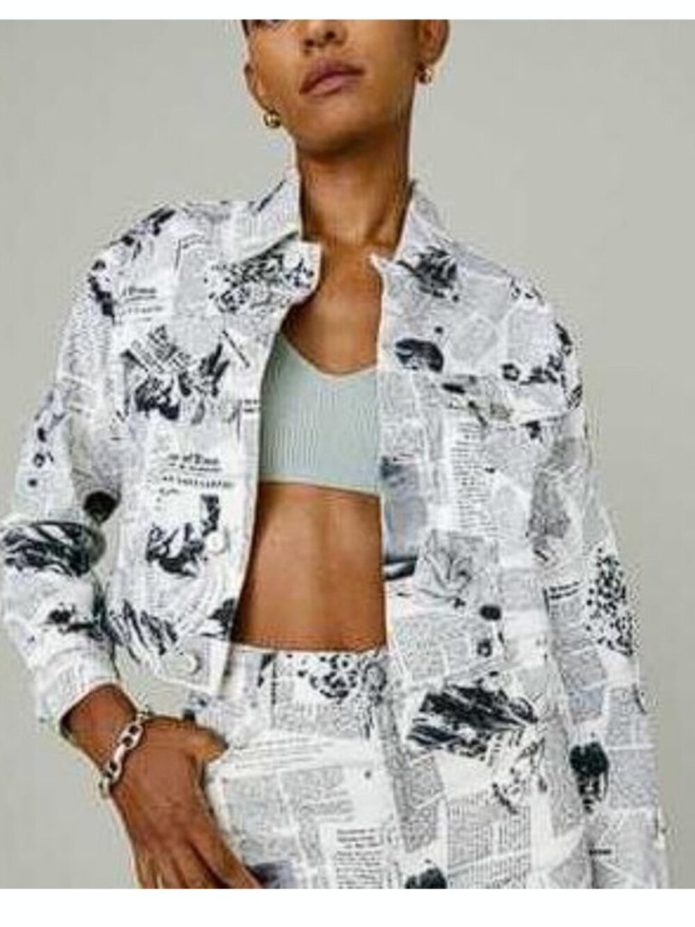REFORMATION Cora Shrunken Denim Jacket In Climate Newsprint, Size M